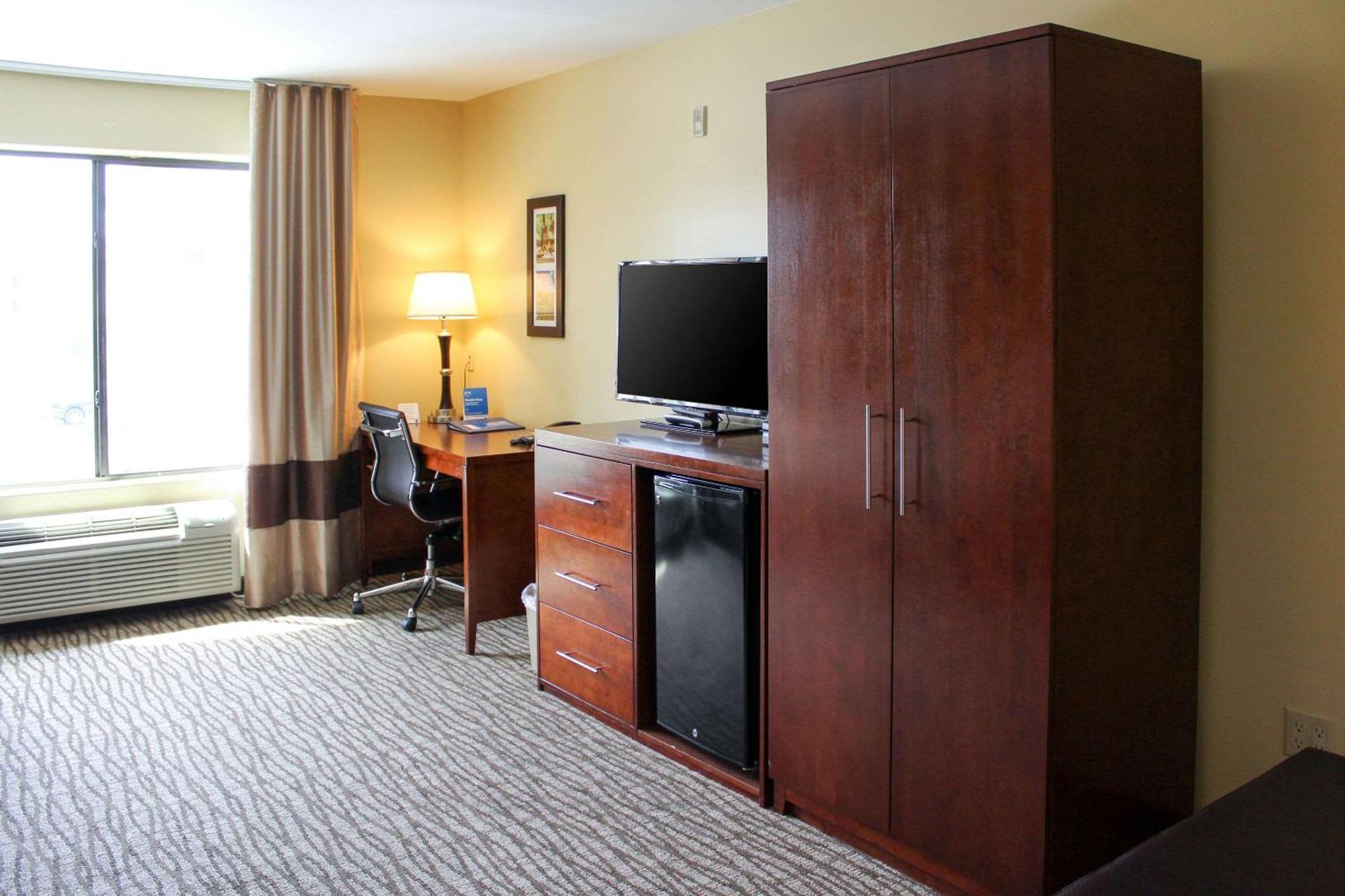 Comfort Inn Pomona Near Fairplex Buitenkant foto
